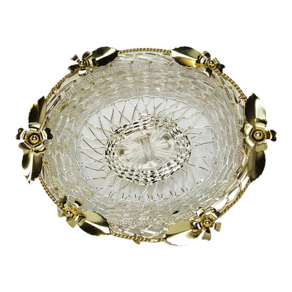 cesta-tejida-a-mano-ovalada-plateada-y-dorada